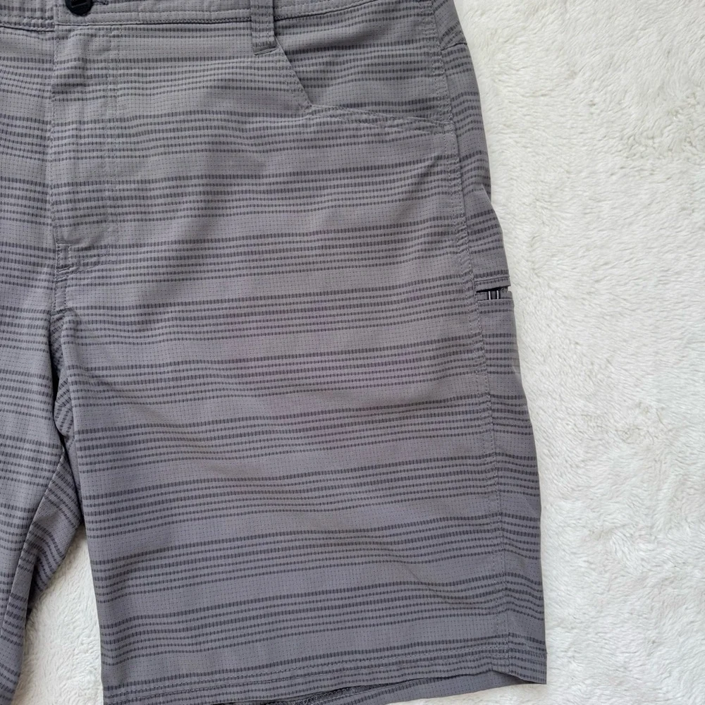 Kuhl Upriser Grizzly Stripe Shorts Men's 40 Gray Quick Dry‎ Performance Outdoor